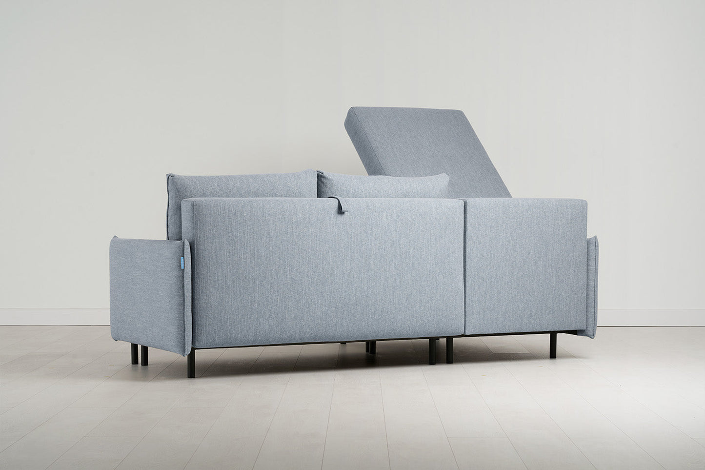 Dreisitzer-Sofa Model 12 mit Chaiselongue links