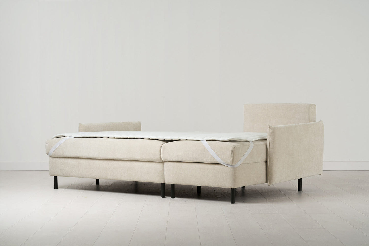 Dreisitzer-Schlafsofa Model 12 mit Chaiselongue rechts