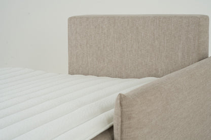 Model 12 Dreisitzer-Schlafsofa mit Chaiselongue rechts, Steingrau