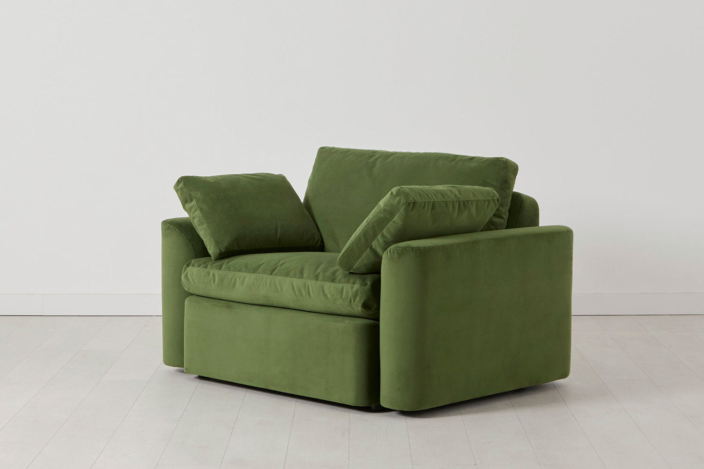 Model 13 Loveseat, Laubgrün