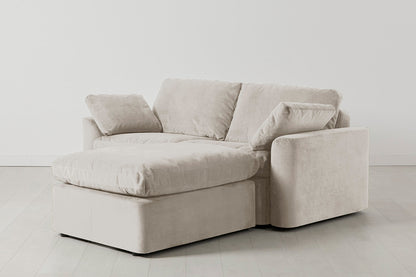 Model 13 Zweisitzer-Sofa mit Caiselongue rechts, KreideweiÃŸ