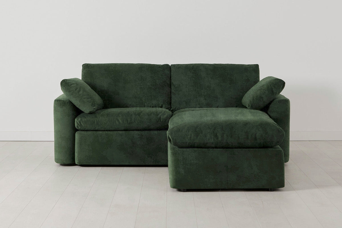 Model 13 Zweisitzer-Sofa mit Caiselongue rechts, Tannengrün