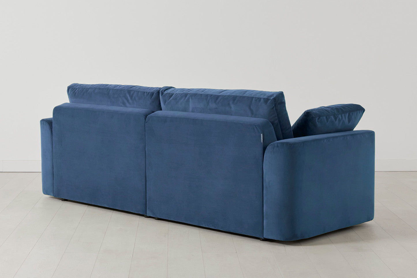 Model 13 Dreisitzer-Sofa mit Caiselongue links, Blaugrün