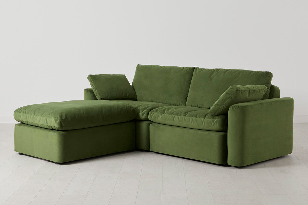 Model 13 Dreisitzer-Sofa mit Caiselongue links, Laubgrün