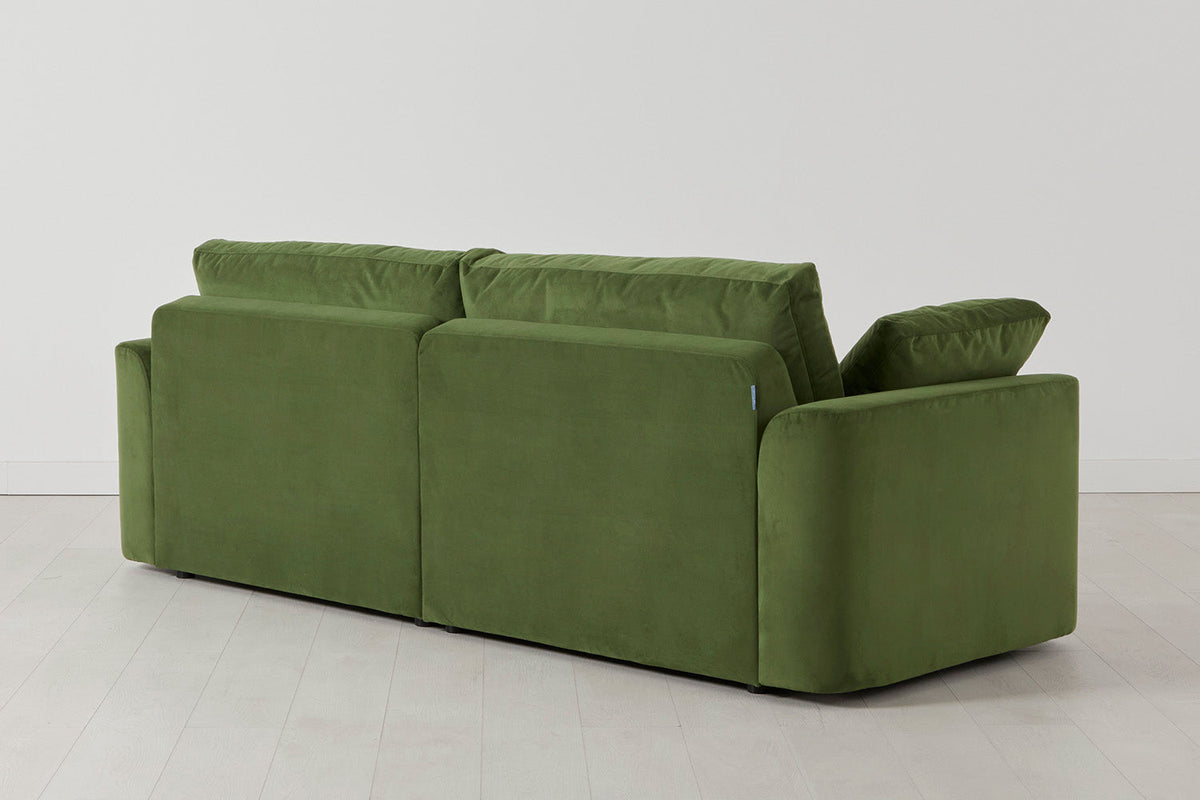Model 13 Dreisitzer-Sofa mit Caiselongue links, Laubgrün