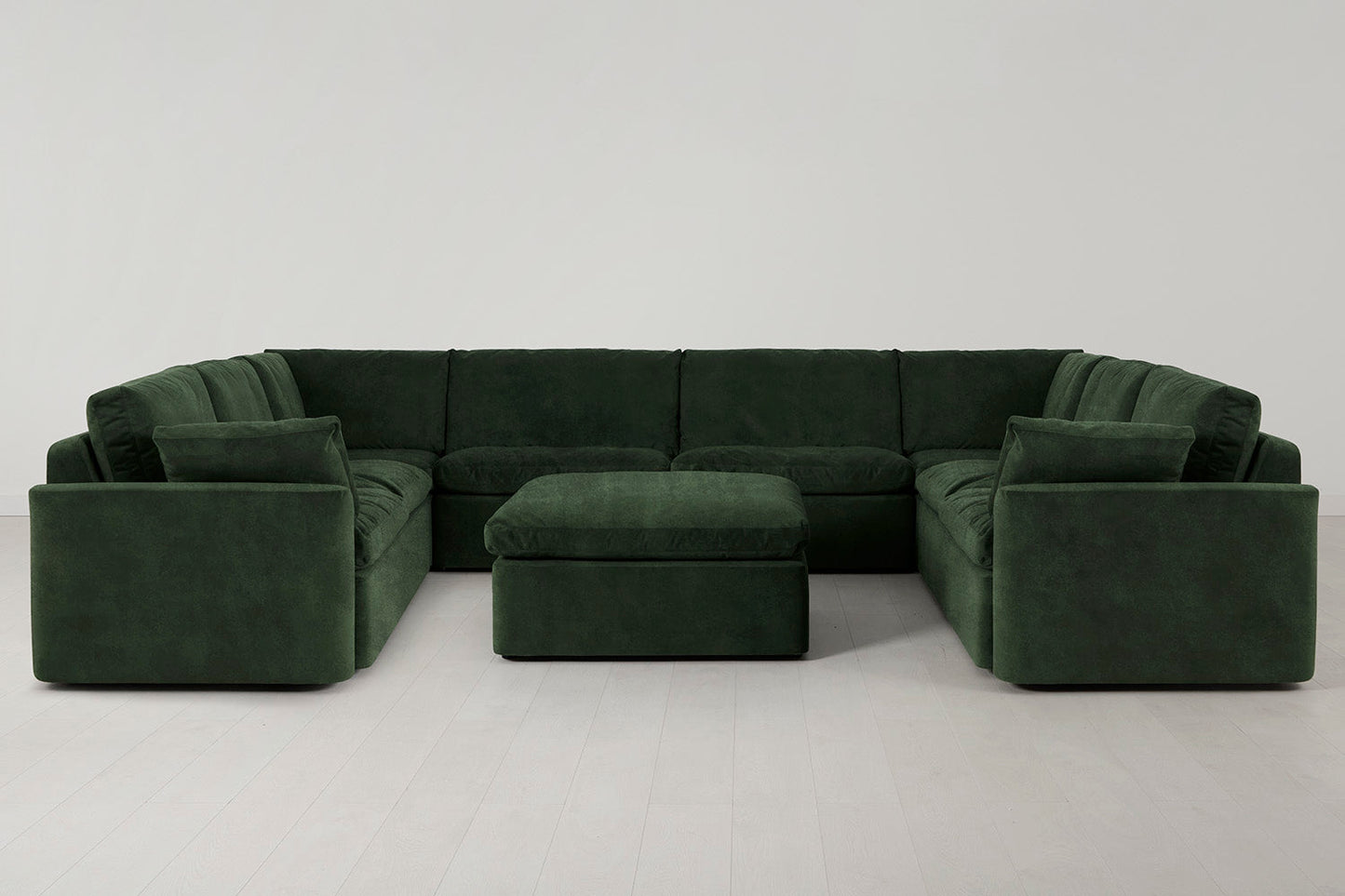 Model 13 U-Form Sofa mit Polsterhocker, Tannengrün