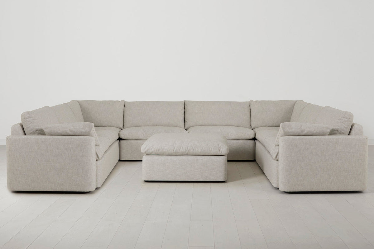 Model 13 U-Form Sofa mit Polsterhocker, Helles Pergament