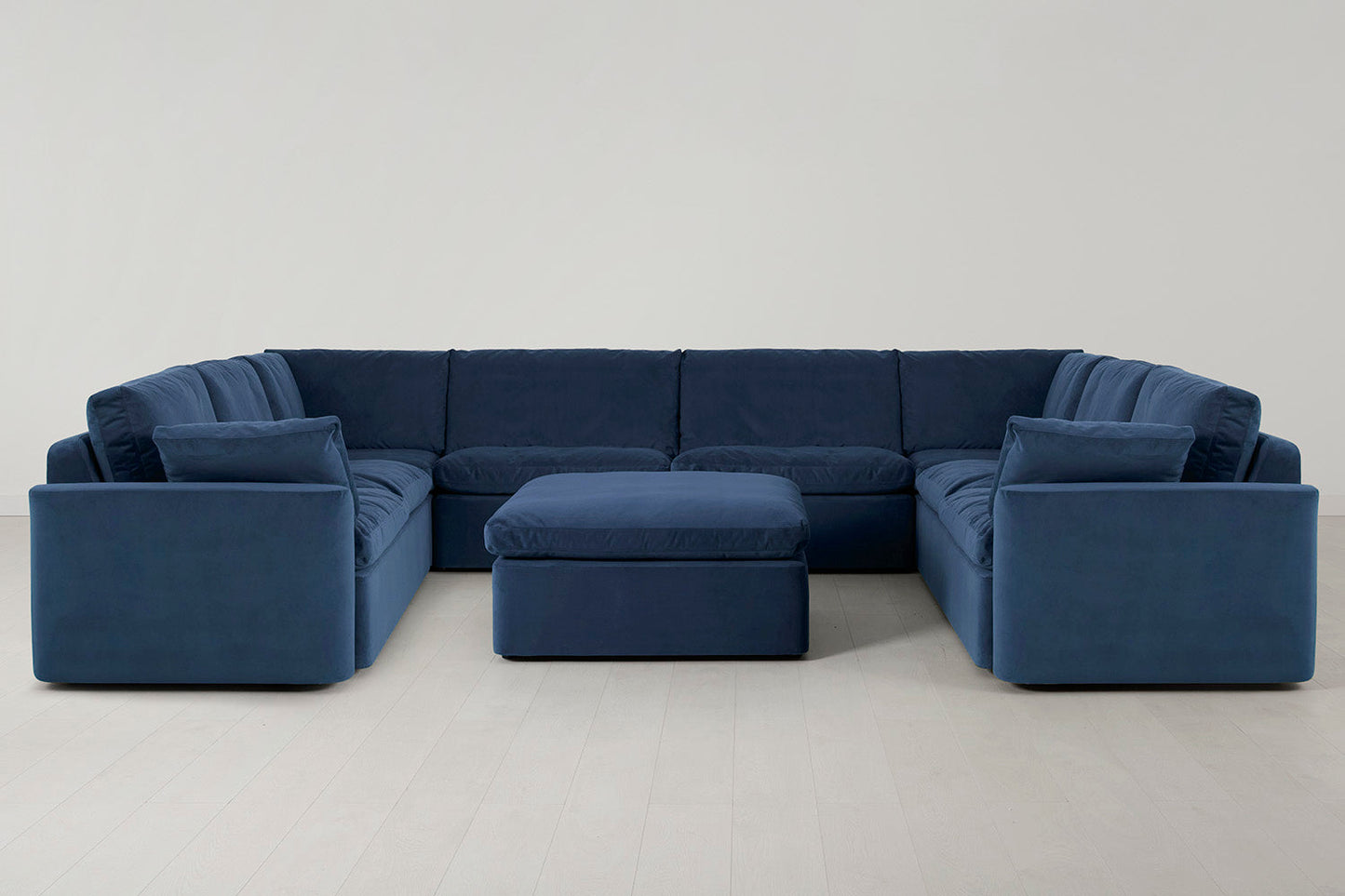 Model 13 U-Form Sofa mit Polsterhocker, Blaugrün