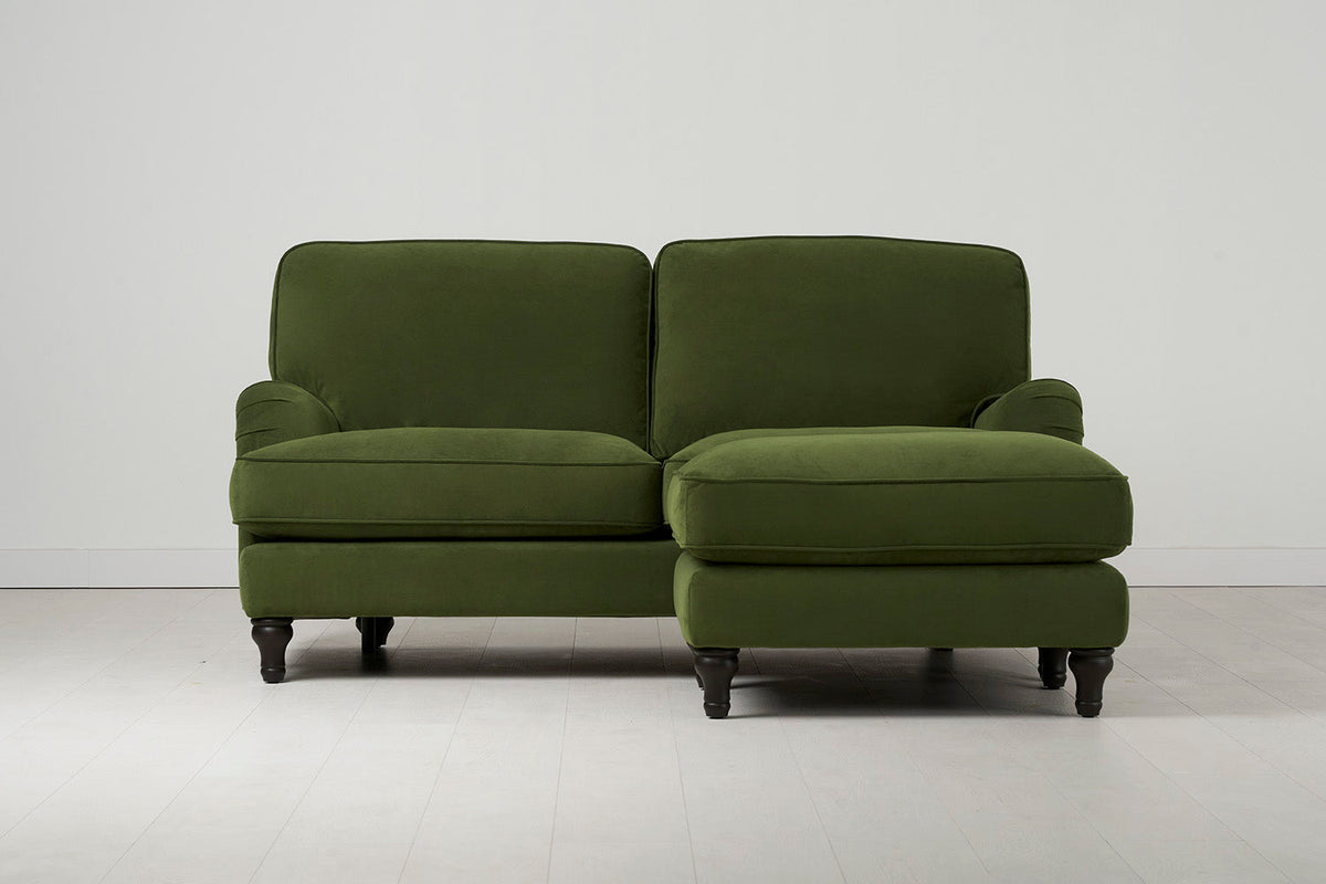 Ottoman in green velvet
