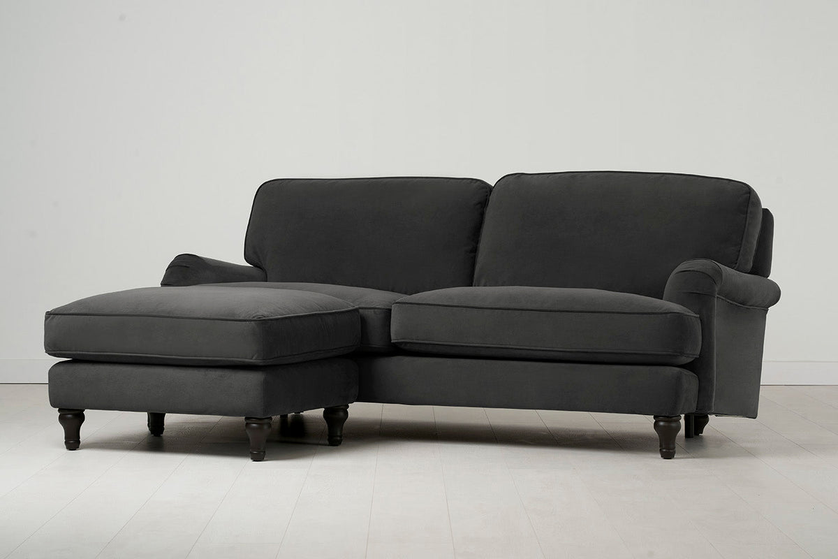 Dreisitzer-Sofa Model 12 mit Chaiselongue links