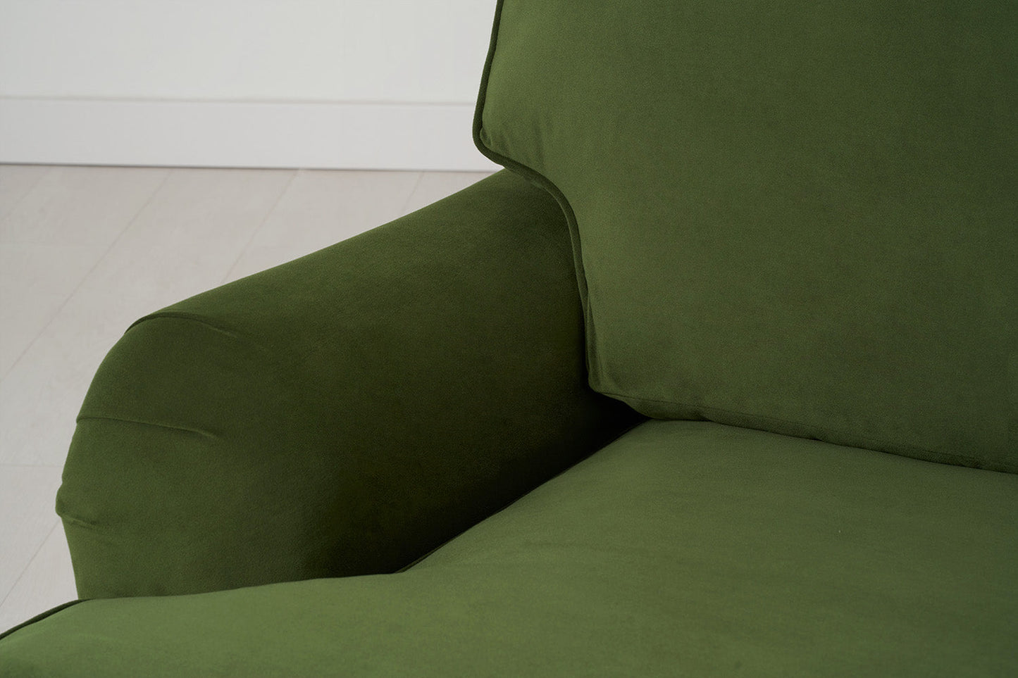Model 15 Loveseat, Laubgrün