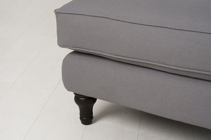 Model 15 Ottoman, Risso