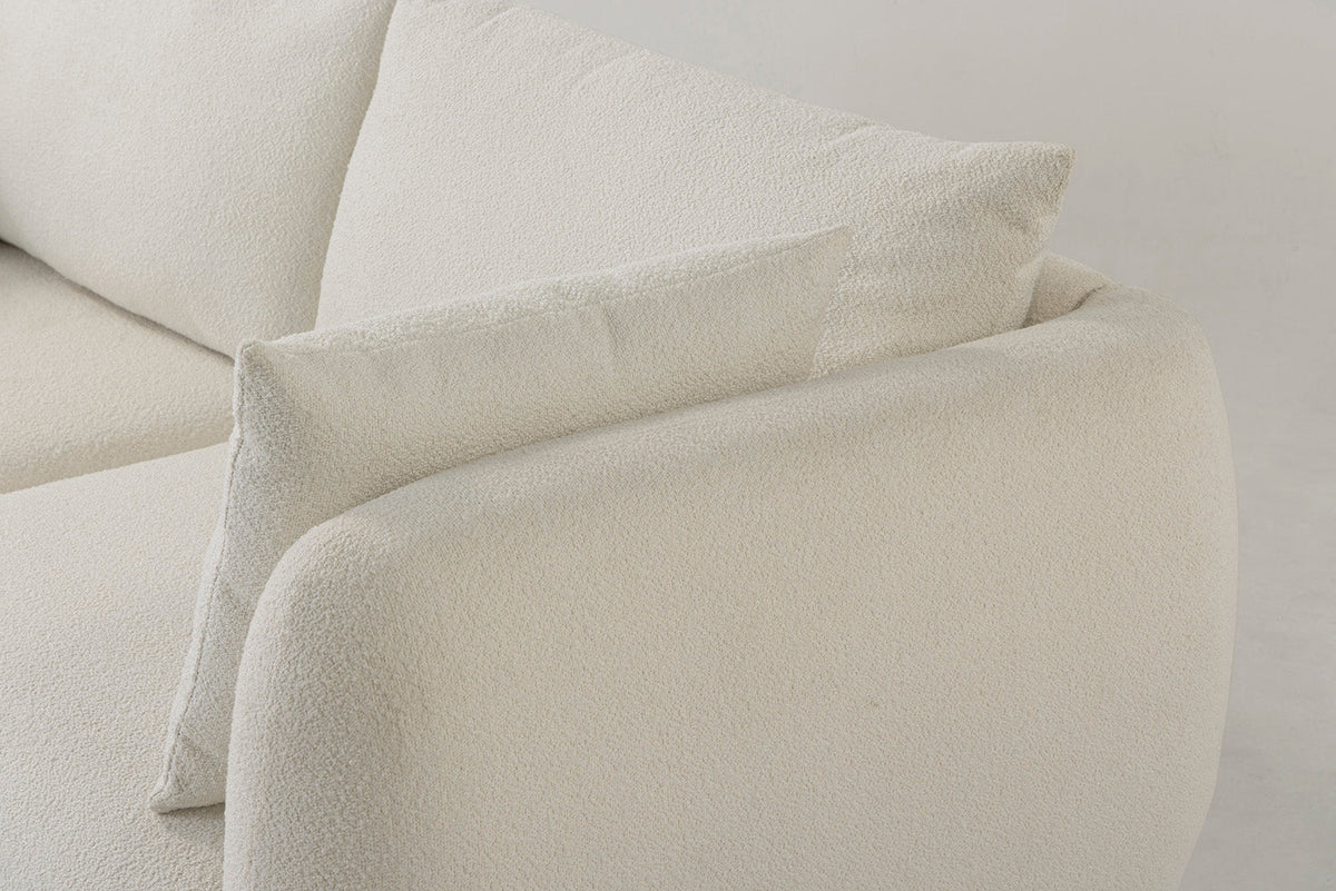  Model 16 Dreisitzer-Sofa