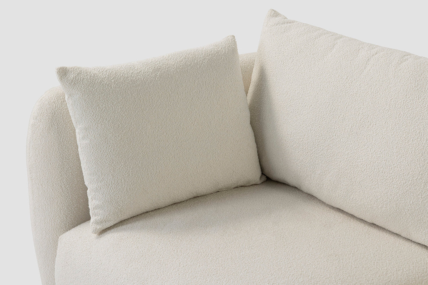  Model 16 Dreisitzer-Sofa
