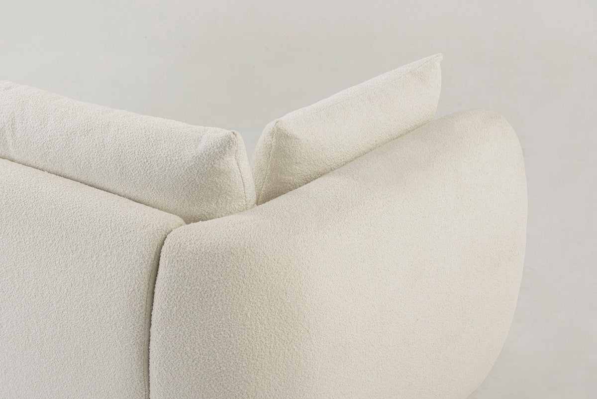  Model 16 Dreisitzer-Sofa
