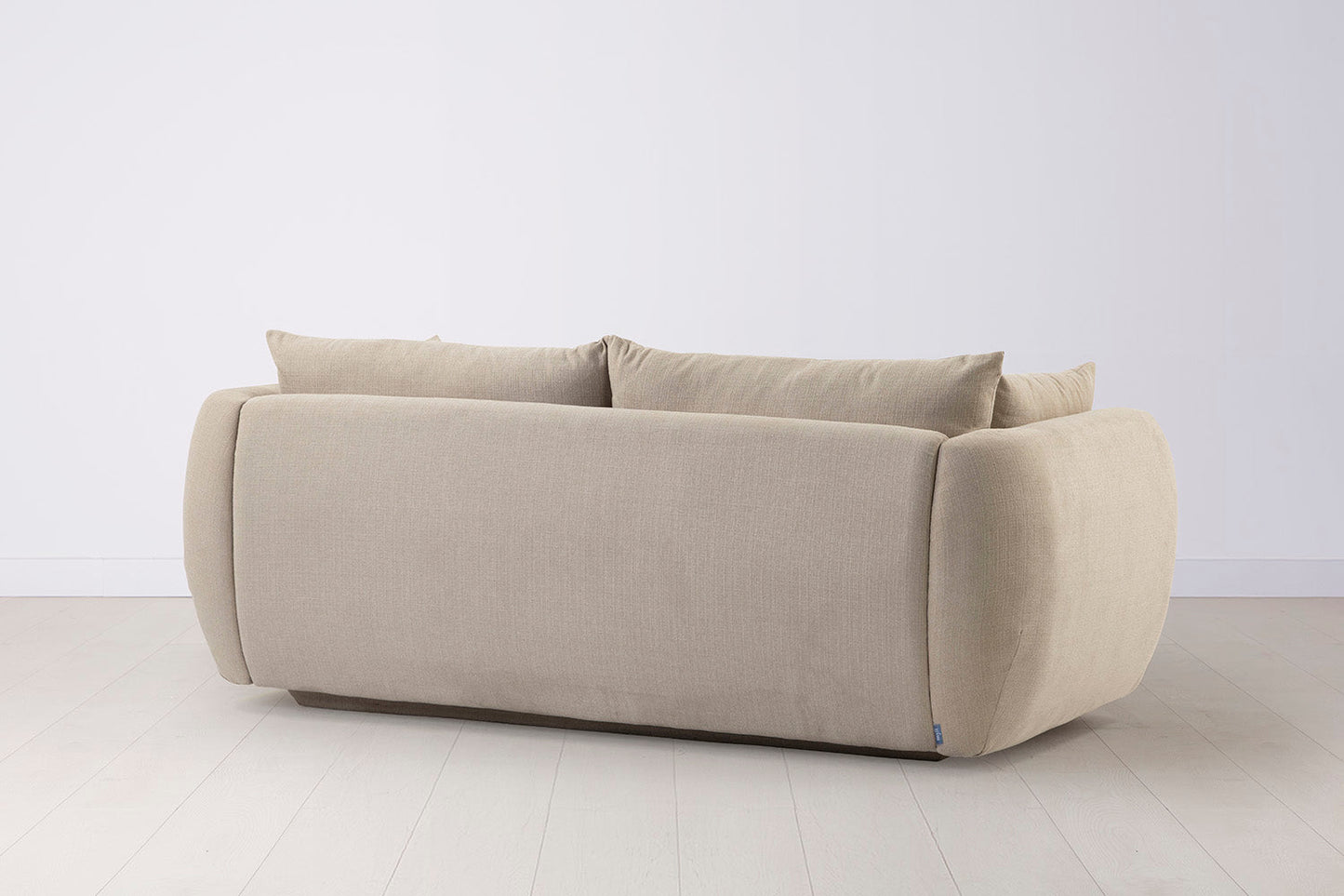  Model 16 Dreisitzer-Sofa, Hellbeige