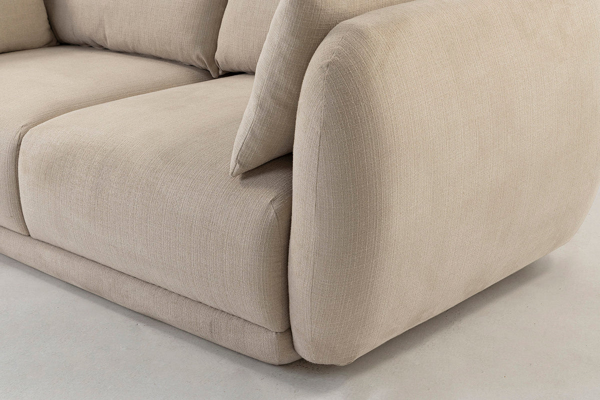  Model 16 Dreisitzer-Sofa, Hellbeige