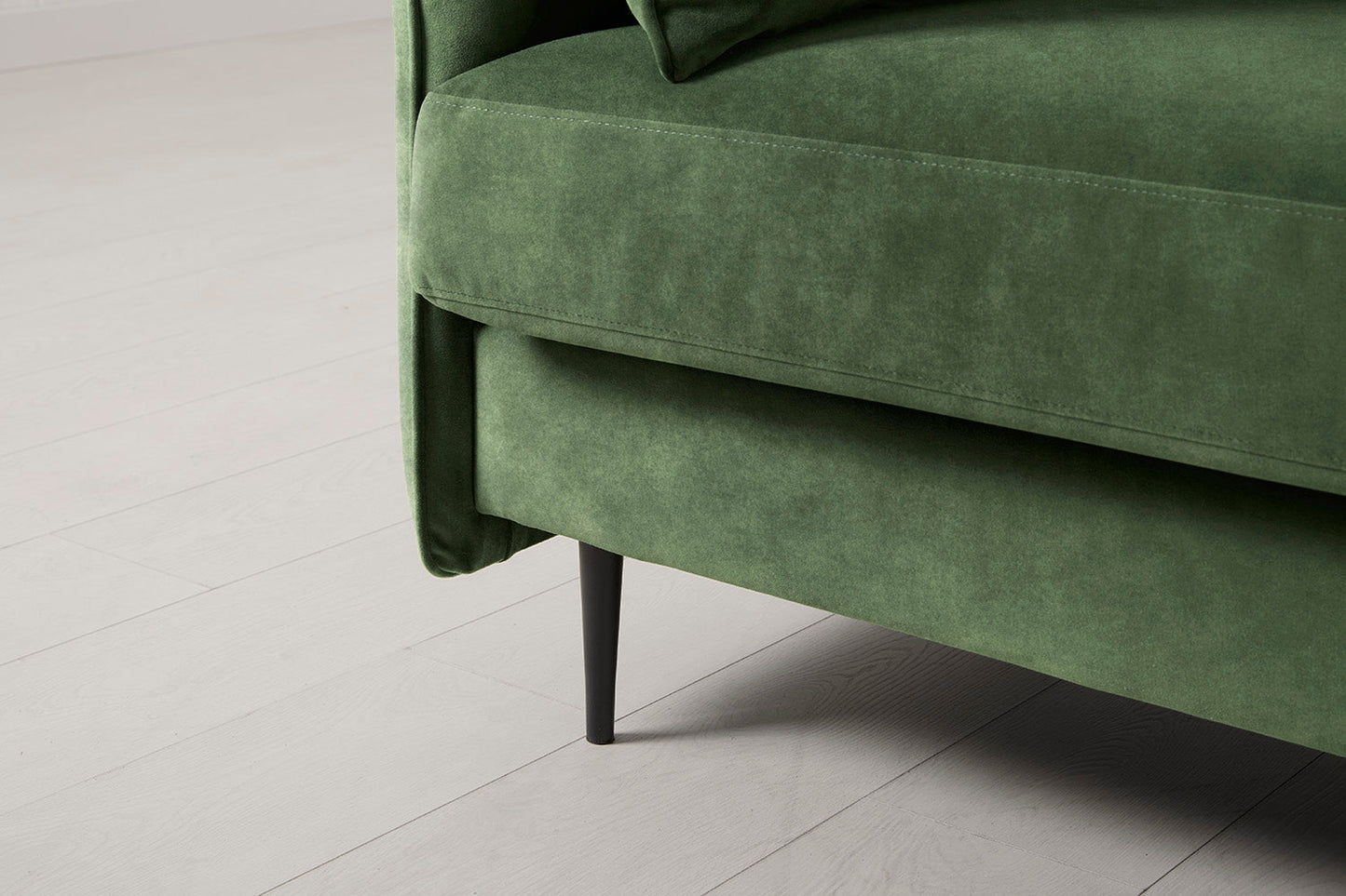 Model 19 Loveseat, Tannengrün