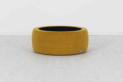 Polsterhocker 01, Senfgelb