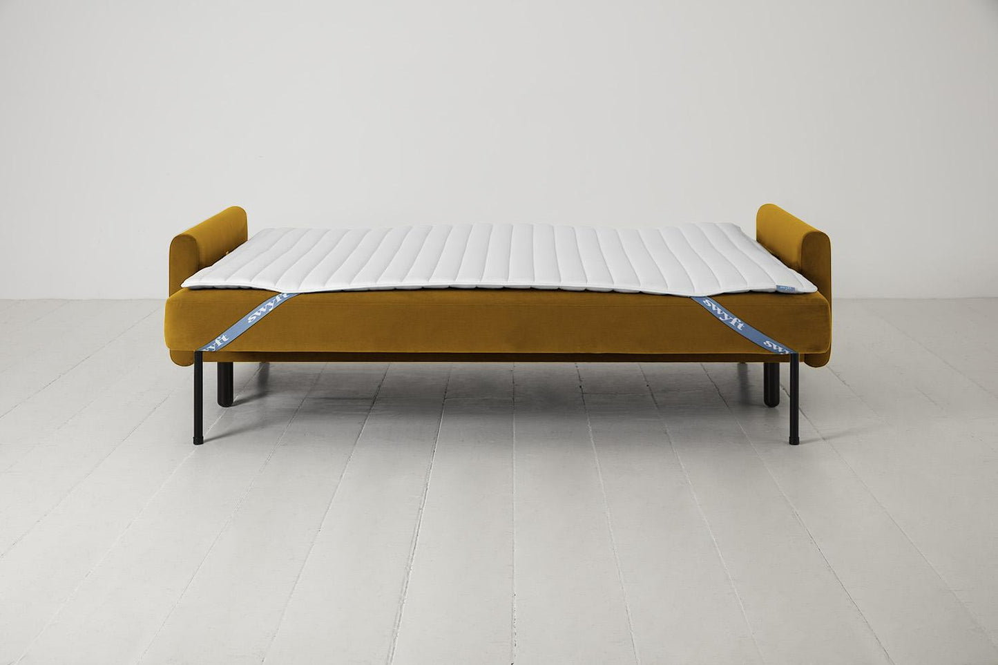 Model 04 Dreisitzer-Schlafsofa