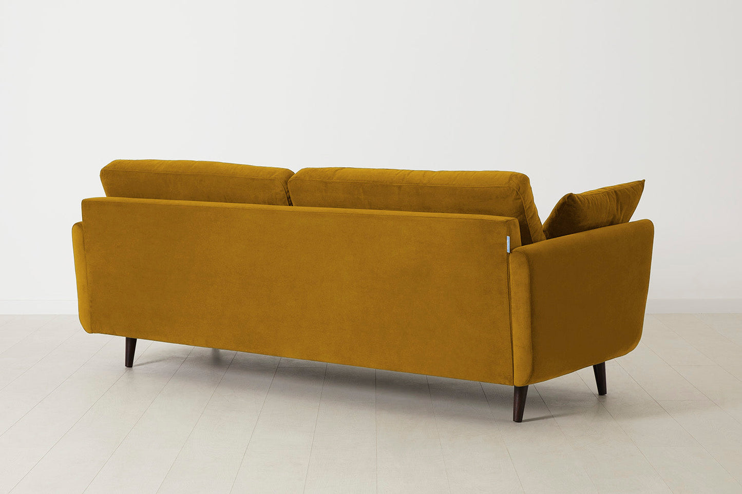Dreisitzer-Sofa Model 10, Senfgelb