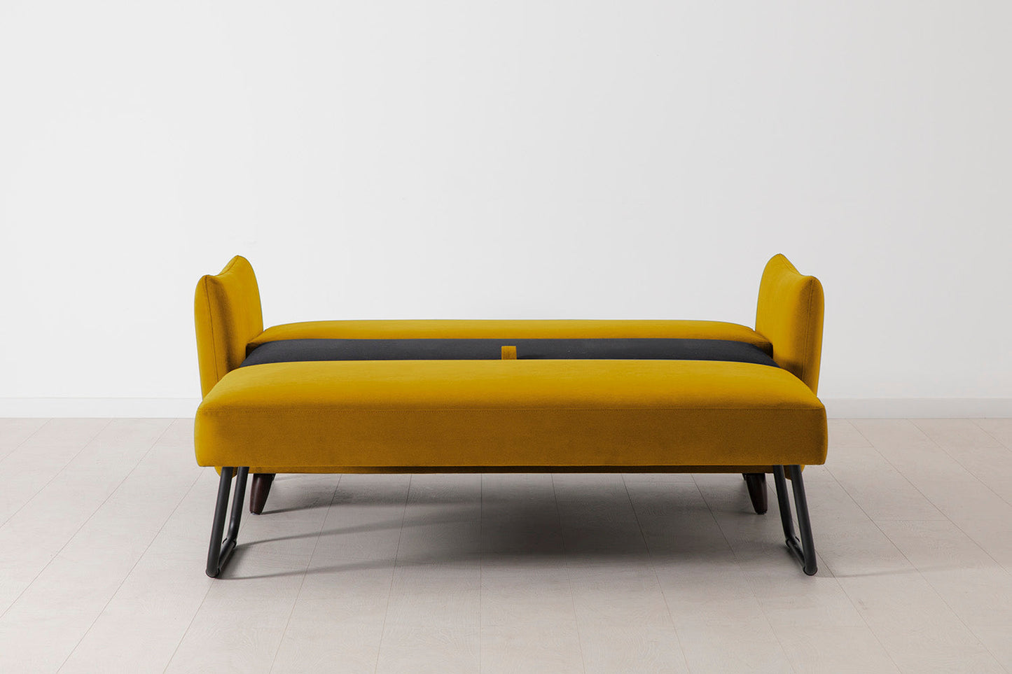 2,5-Sitzer-Schlafsofa Model 08
