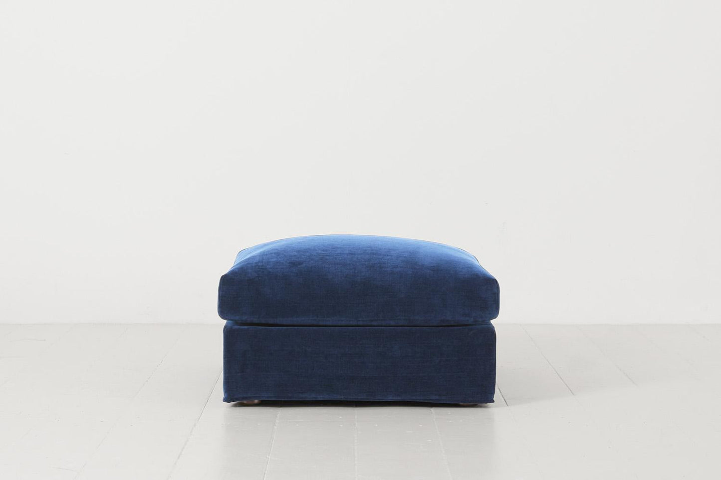 Model 06 Ottoman