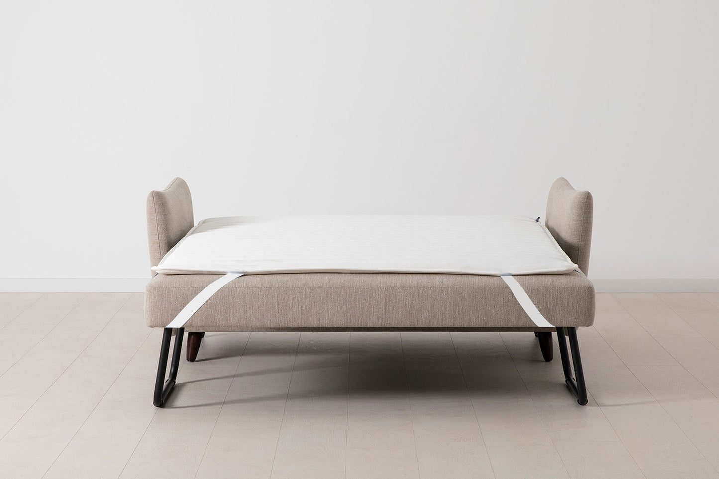 2,5-Sitzer-Schlafsofa Model 08