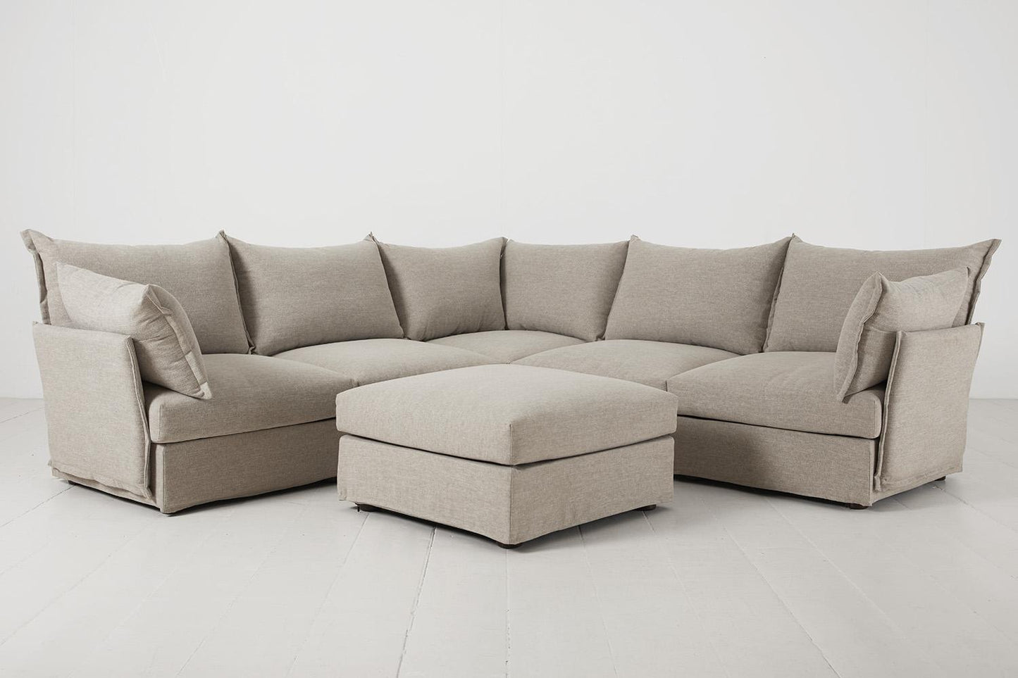Ecksofa Model 06 mit Polsterhocker