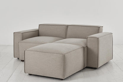 Zweisitzer-Sofa Model 03 mit Chaiselongue rechts, Steingrau