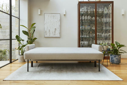 Model 04 Dreisitzer-Schlafsofa, Steingrau