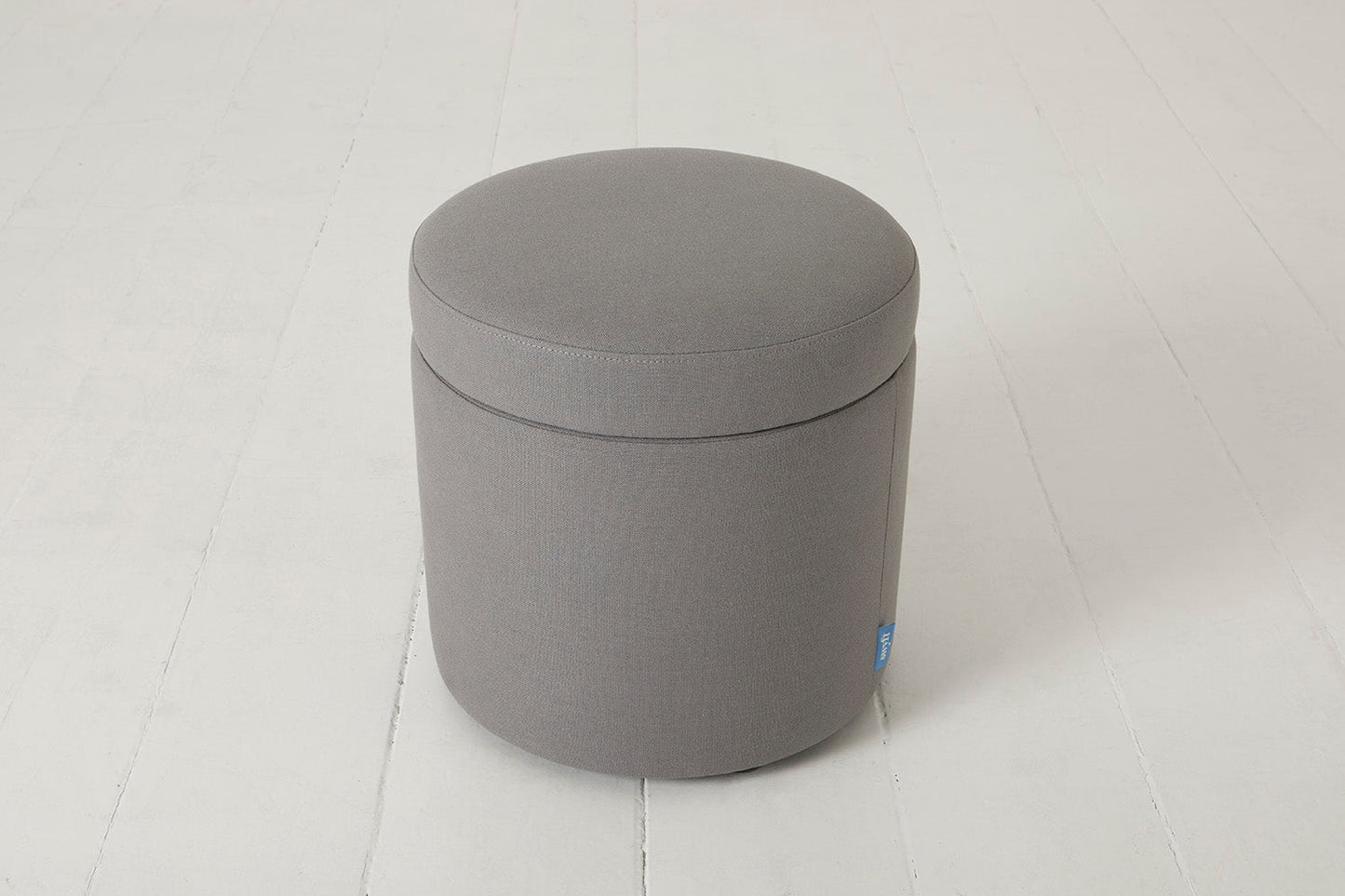 Storage 03, Risso