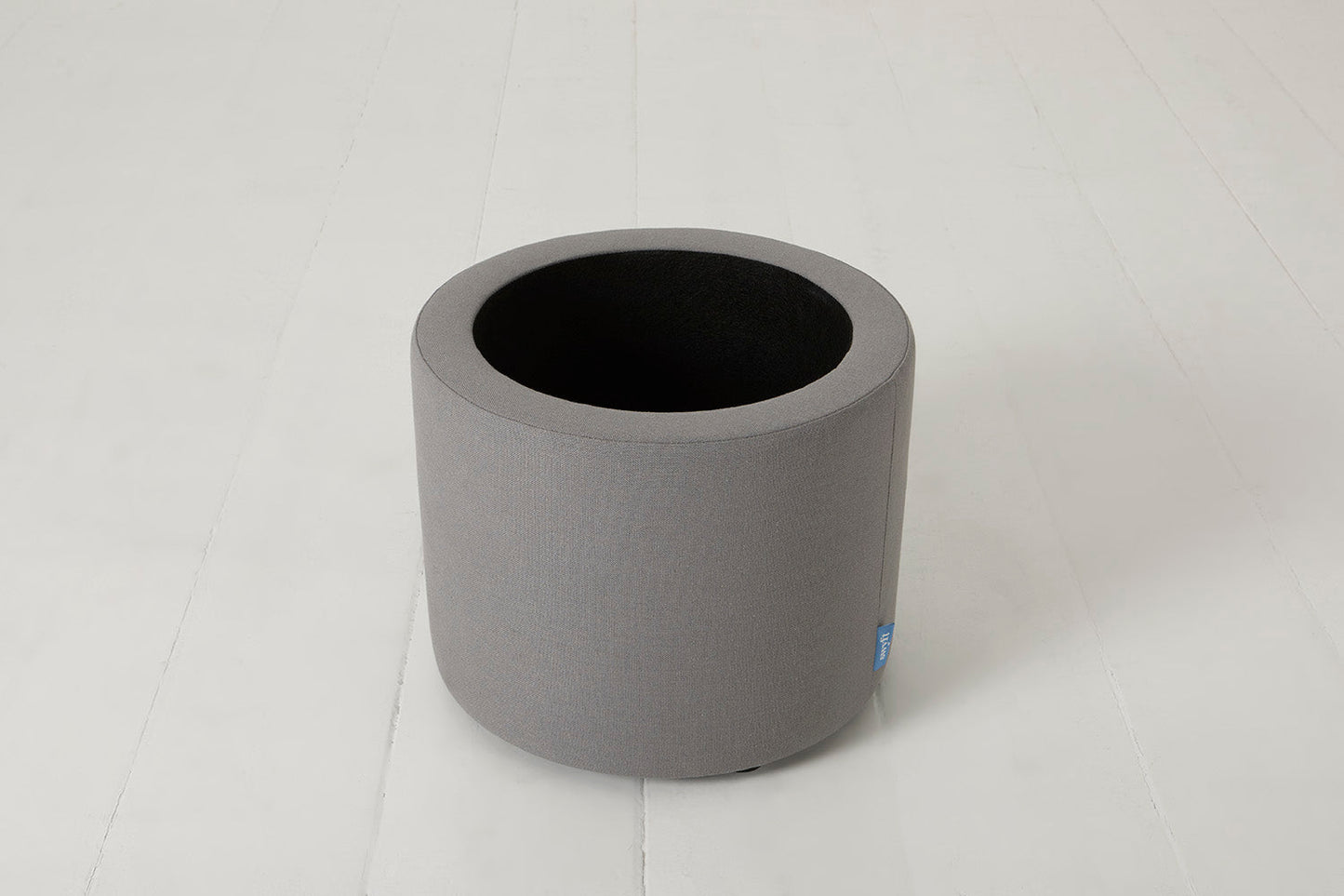 Storage 03, Risso