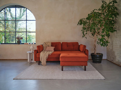 Model 04 Ottoman, Umber