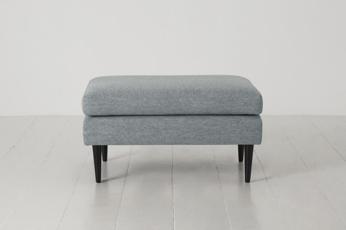 Polsterhocker Model 01, Meerglasblau