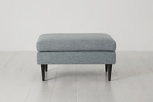 Polsterhocker Model 01, Meerglasblau