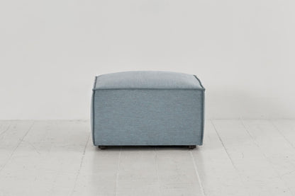 Polsterhocker Model 03, Meerglasblau