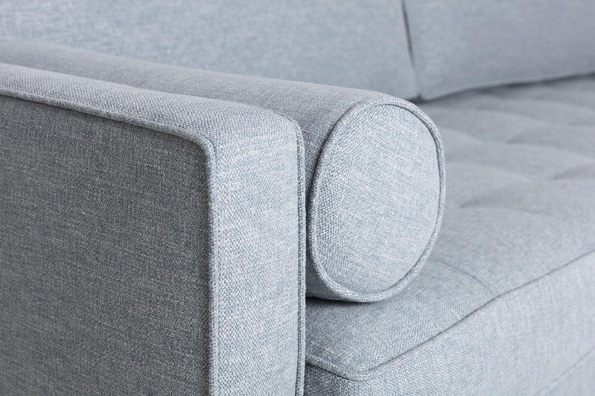 Model 02 Dreisizter Sofa mit Hocker, Meerglasblau