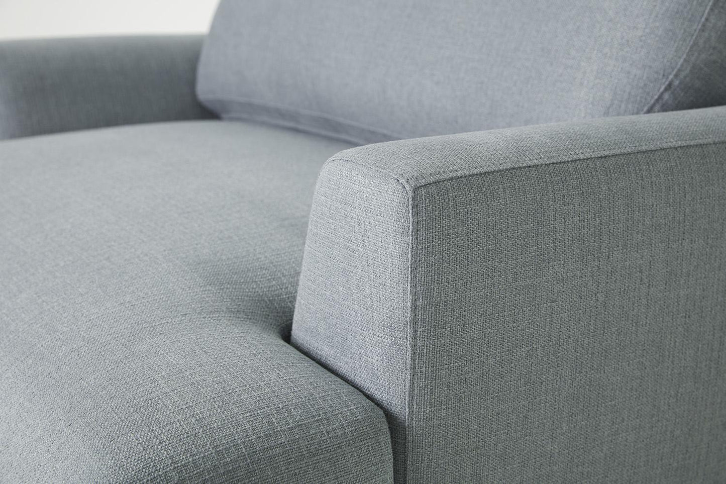 Zweisitzer-Sofa Model 05 mit Chaiselongue rechts