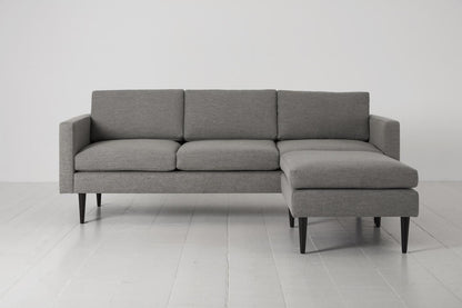 Model 01 Dreisizter Sofa mit Hocker, Schattengrau