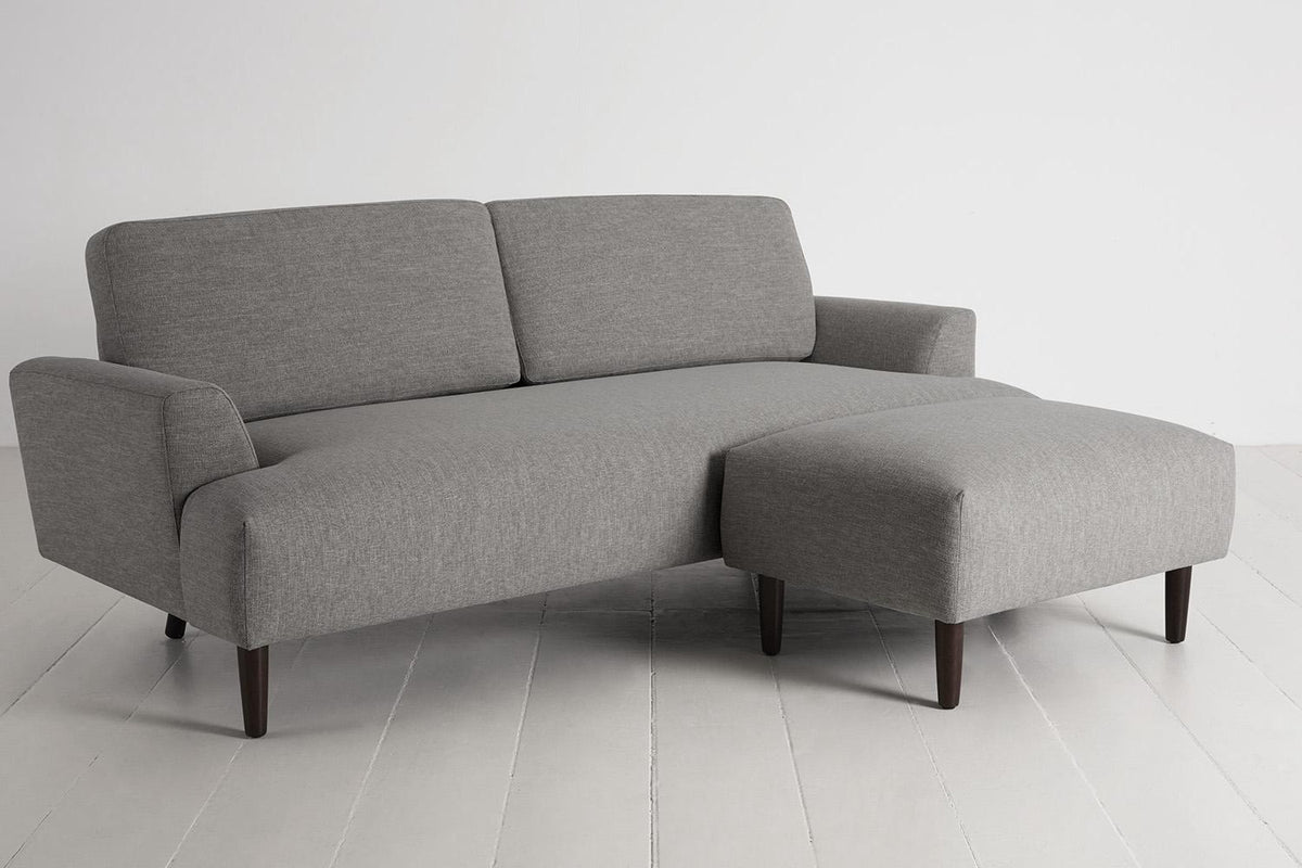 Dreisitzer-Sofa Model 05 mit Chaiselongue rechts