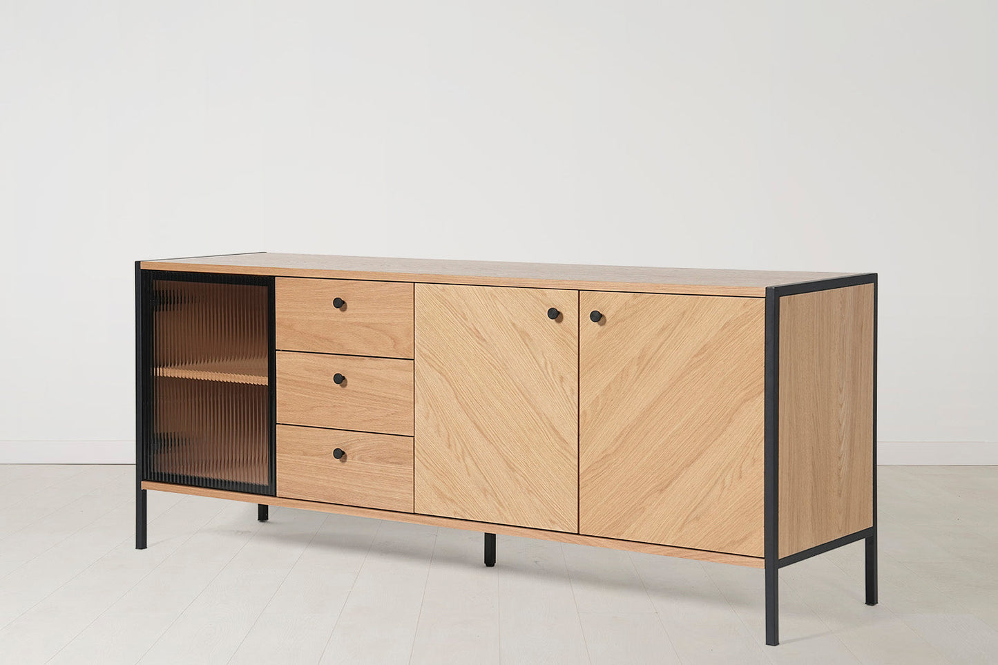 Sideboard 05