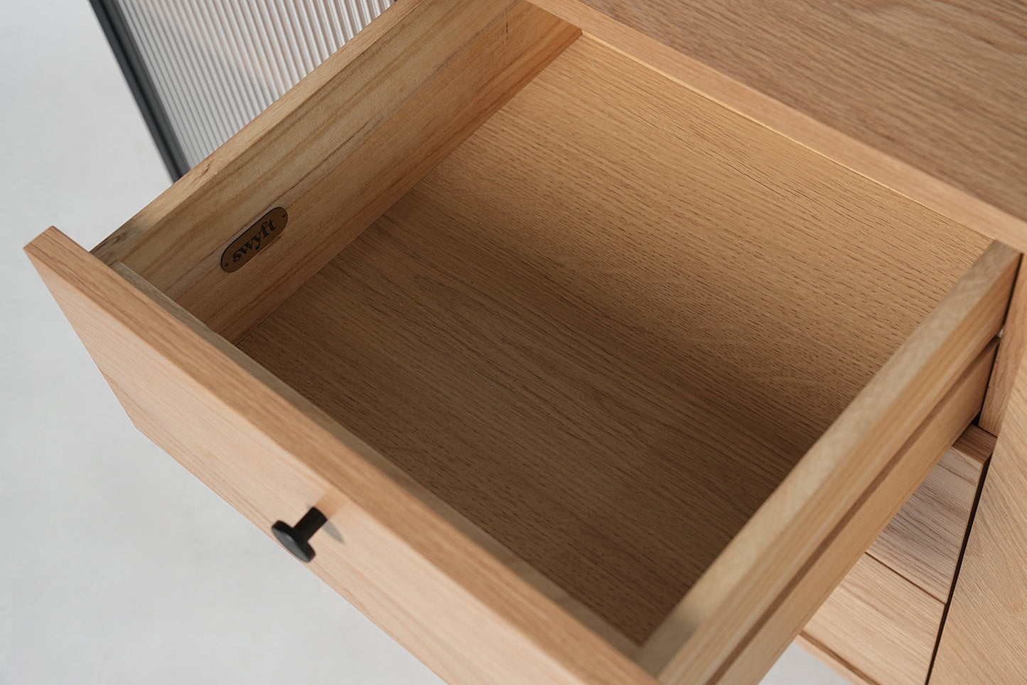 Sideboard 05