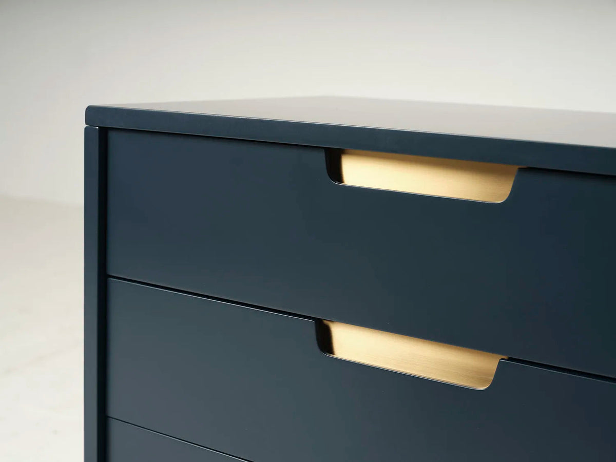 Sideboard 01