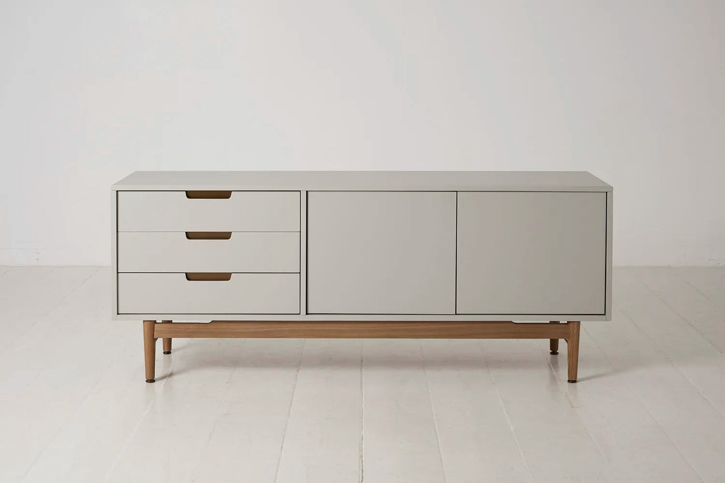 Sideboard 01