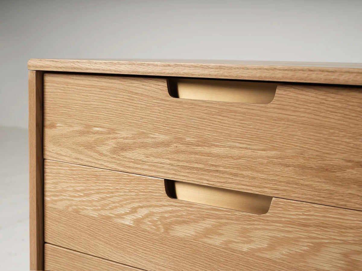 Sideboard 01