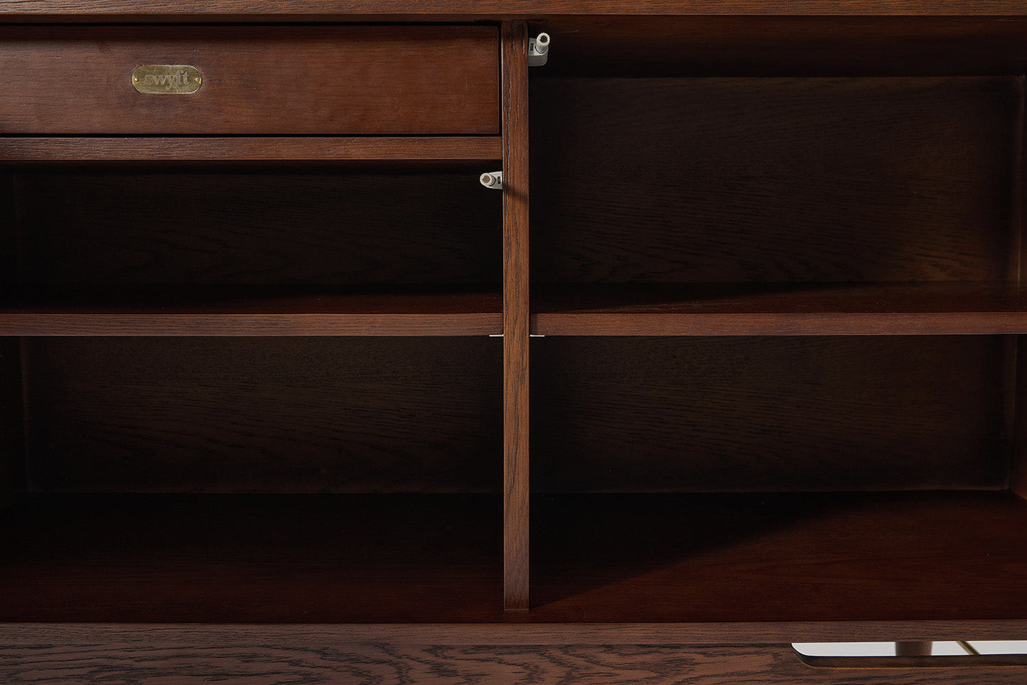 Sideboard 01, Walnut