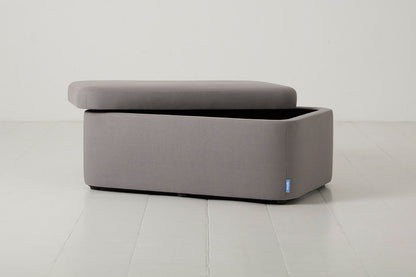 Storage 02, Risso