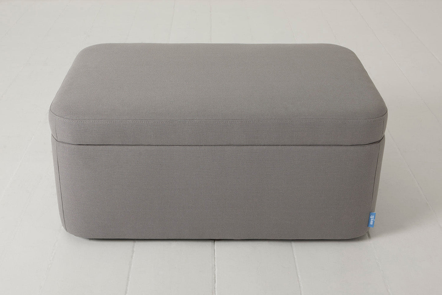 Storage 02, Risso