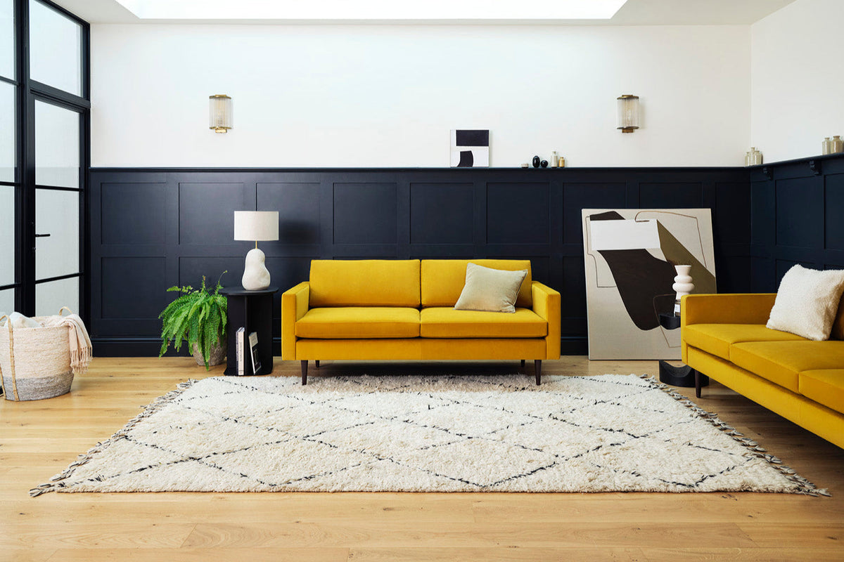 Zweisitzer-Sofa Model 01, Senfgelb